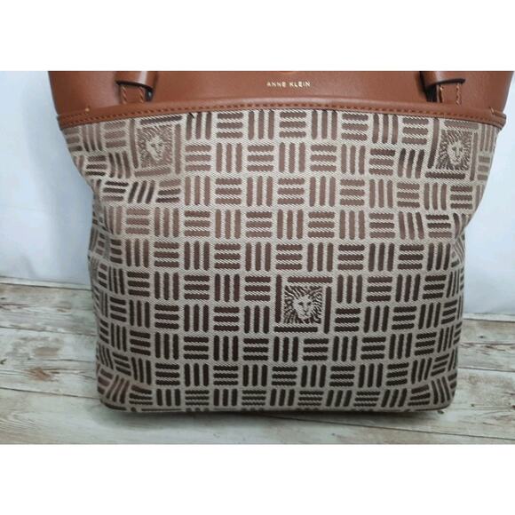 Anne Klein Tote Bag Handbag Purse Zip Top Brown/Tan Vegan Leather Canvas - Picture 3 of 15
